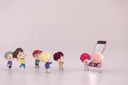 ARMY bất ngờ phát hiện BTS hát trong quảng cáo mới
