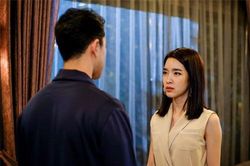 Lo anh trai ế vợ nên bố mẹ muốn tôi ra thành phố thăm dò tình hình ăn ở của anh ấy, không ngờ tôi lại biết cả bí mật tày đình