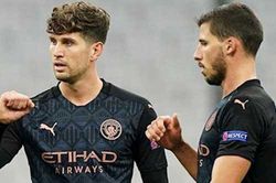 Dias và Stones: 'Lá chắn thép' của hàng thủ Man City