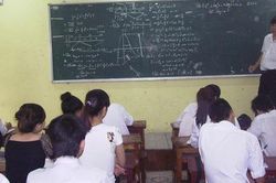 Được chọn môn học cấp THPT: Học sinh hào hứng, giáo viên băn khoăn