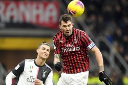 Trực tiếp Milan vs Juventus (02h45, 7/1): Đây là lúc chuyển giao quyền lực