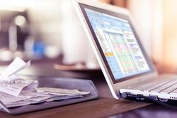 Có bắt buộc in chứng từ điện tử để lưu trữ?