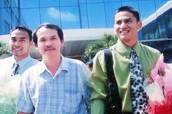 Kiatisuk trở lại với bầu Đức: Cứ vui đi đã, rồi tính!