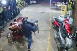 Truy tìm hai đối tượng lấy cắp hòm tiền phúng điếu gần trăm triệu