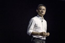 Hành trình đáng ngưỡng mộ của Jack Ma, người đàn ông không từ bỏ