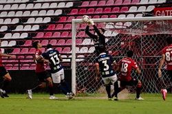 Văn Lâm sắp ký hợp đồng với Cerezo Osaka
