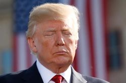 Thua ông Biden, Tổng thống Trump vẫn khẳng định 'sự thật đứng về phía tôi'
