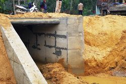 Cống trên tuyến đường 14,5 tỷ ở Thanh Hóa đang xây dựng đã bị sập