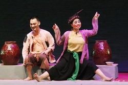 Hoạt động văn hóa nghệ thuật khó khăn vì... sáp nhập