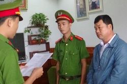 Khởi tố cựu chủ tịch và 2 lãnh đạo quân sự xã vì 'rút ruột' ngân sách