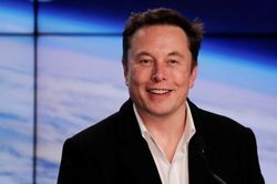 Elon Musk trở thành tỷ phú giàu nhất thế giới