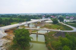 Những cây cầu mở ra cơ hội phát triển