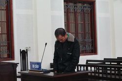 Ngồi tù vô thời hạn vì 'cầm giúp' gói đồ cho người quen