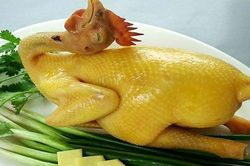 Mẹo luộc gà và pha nước chấm 'tuyệt đỉnh'