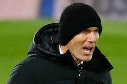 Real có cơ hội lên đầu bảng vì trận đấu của Atletico bị hoãn