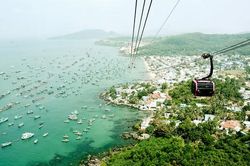 Phát triển Phú Quốc gắn với bảo vệ môi trường biển
