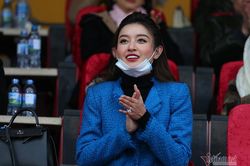 Á hậu Huyền My hâm nóng Siêu cúp Quốc gia