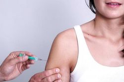 Tiêm vắc-xin trước khi mang thai vào thời điểm nào?