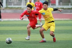 Loạt trận 8h ngày 10-1-2021