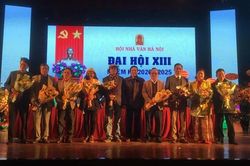 Nhà thơ Trần Gia Thái được bầu làm Chủ tịch Hội Nhà văn Hà Nội