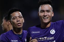 Việt Anh mở đầu năm tưng bừng cho Hà Nội FC