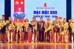 Nhà thơ Trần Gia Thái là tân Chủ tịch Hội Nhà văn Hà Nội