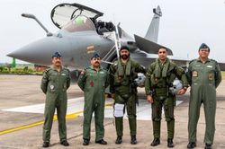 Pháp nêu điều kiện để sản xuất tiêm kích Rafale ở Ấn Độ