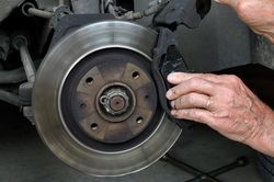 Láng đĩa phanh xe ô tô và những điều cần biết