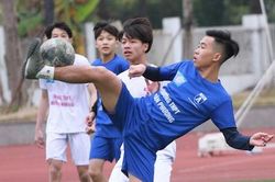 Loạt trận 15h30 ngày 10-1-2021