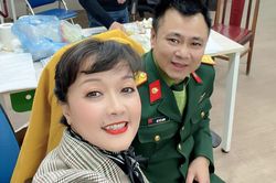 Nghệ sĩ chia sẻ hình ảnh tập Táo Quân