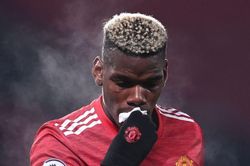 Pogba liên tục mất giá