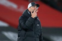 6 phương án ngắn hạn giúp Liverpool vá hàng thủ trong tháng 1