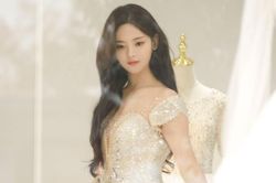 Dương Siêu Việt xinh đẹp và ngọt ngào khi diện váy cưới