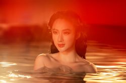 Angela Phương Trinh khiến fan choáng váng khi úp mở vòng 1 bốc lửa sau thời gian ở ẩn