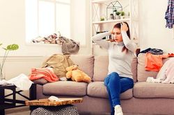 Cô gái U30 'phá nhà' chỉ sau vài tháng dọn về ở