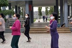 Tê tay chân, không được chủ quan