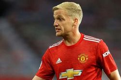MU: Solskjaer đã xác định được vị trí sở trường của Van de Beek