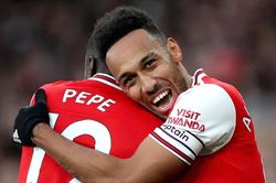 Arsenal: Arteta xử lý Aubameyang, Pepe ra sao?