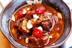 Bò hầm hạt dẻ món ngon nóng ấm đưa cơm ngày lạnh