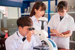 Bộ GD&ĐT thưởng gần 11 tỷ đồng cho 34 trường đại học