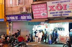 Hà Nội ngày siêu rét: Vùng khỏi chăn ấm vì những món ăn đêm không thể chối từ
