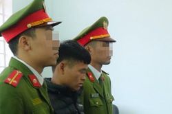 Khởi tố gã trai làng nhiều lần 'làm trò vợ chồng' với bé gái