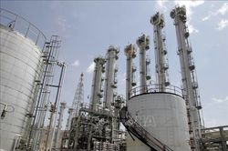 Iran tuyên bố đang xuất khẩu nước nặng cho nhiều quốc gia