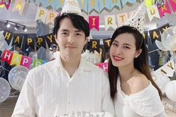 Ông Cao Thắng hạnh phúc đón tuổi mới, nhận 'cú lừa' từ Đông Nhi và dàn 'gà cưng'