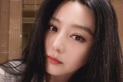 Sự trái ngược trong cách phối đồ của Phạm Băng Băng: Đeo nhẫn 12 tỷ nhưng mặc áo chỉ 700 ngàn đồng