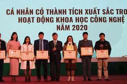 Đại học Thái Nguyên tôn vinh các nhà khoa học tiêu biểu