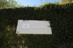 Phát biểu khiến Youtube khóa tài khoản của Tổng thống Trump
