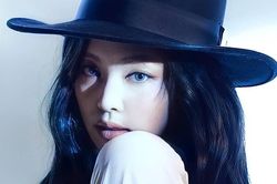 Vì sao Jennie lại gọi lần đầu tiên được diễn chung với G-Dragon là 'ký ức đau thương'?