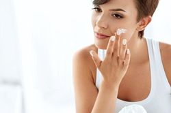 Những bí kíp bảo vệ sức khỏe khi thời tiết hanh khô