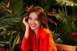 Bị đồn đoán thu nhập hằng năm lên đến 40 tỷ đồng, Lan Ngọc phản ứng ra sao?